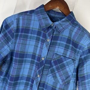 Mountain Club Flannel Shirt‎ Button Up Blue Plaid Long sleeve Women's Small